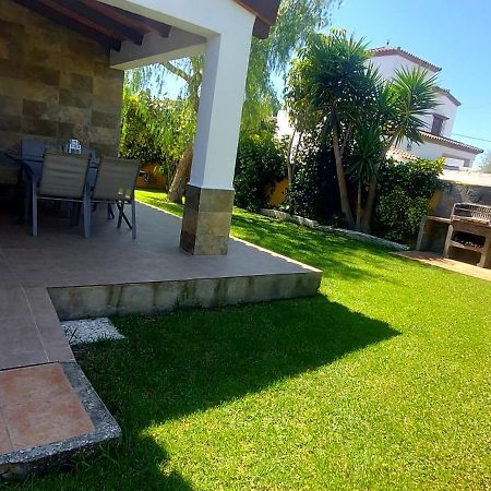 Chalet La Huerta 2 Amplios Jardines Barbacoa Y Wifi Conil De La Frontera Exterior photo