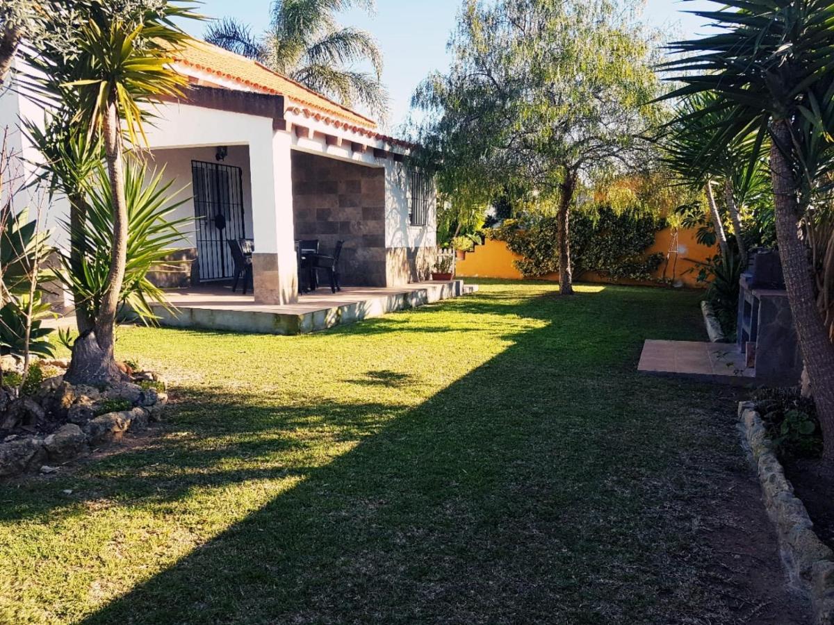 Chalet La Huerta 2 Amplios Jardines Barbacoa Y Wifi Conil De La Frontera Exterior photo