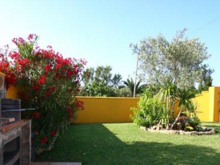 Chalet La Huerta 2 Amplios Jardines Barbacoa Y Wifi Conil De La Frontera Exterior photo
